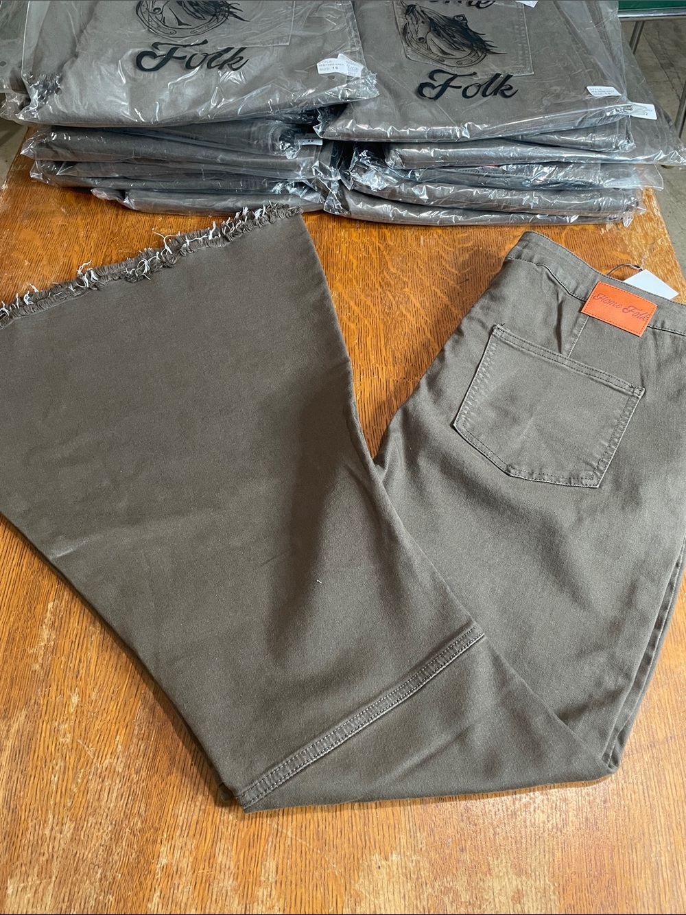Bulk sale 20 pairs plus size Folk Olive Brown Wide-Leg Jeans with Frayed Hem